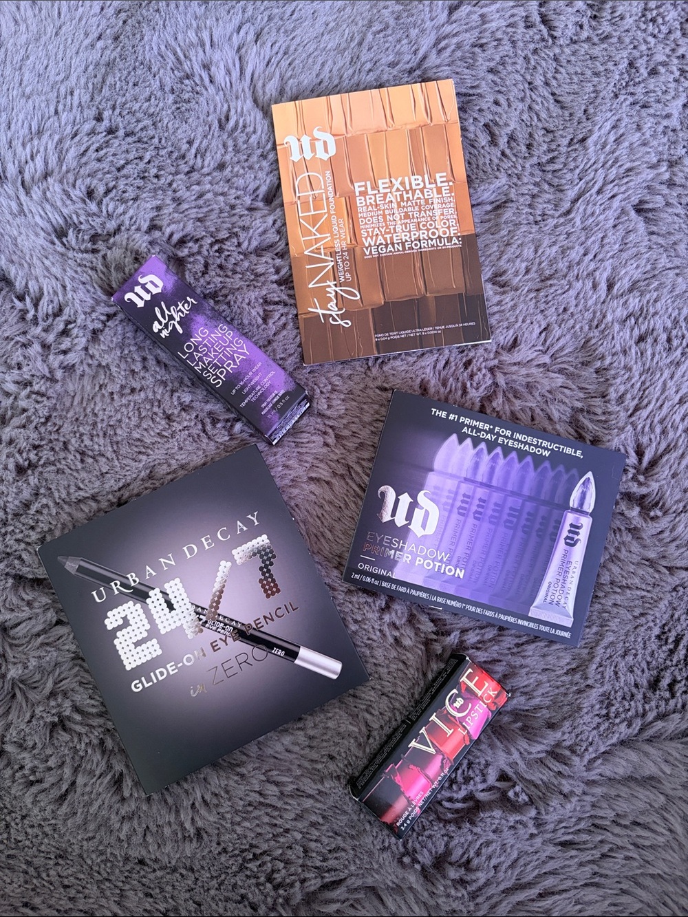 Urban Decay 5 Piece NWT Sample Pack (1 full size, 3 travel size, 1 sample)
